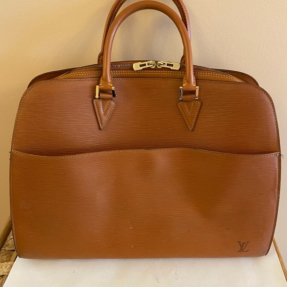 Authentic Louis Vuitton epi fawn large bag - Picture 1 of 10